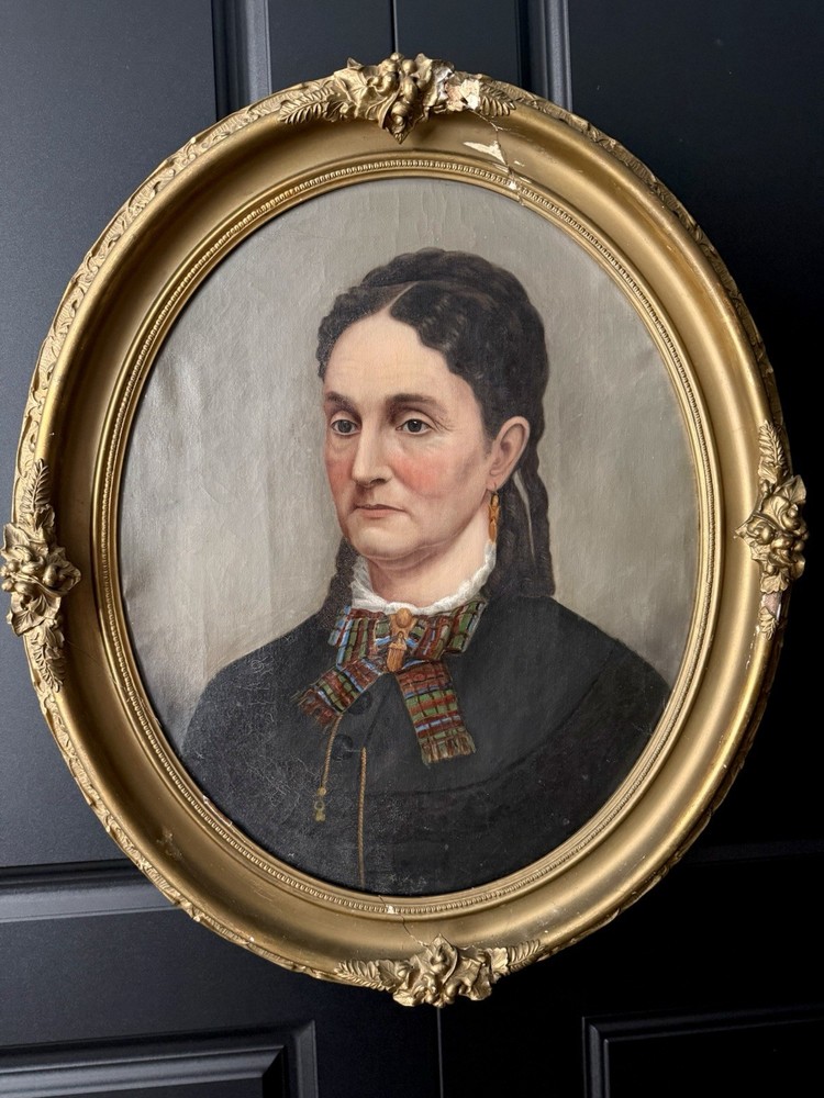 19th Century Antique Portrait Painting of Woman Oval Gilt Frame Oil on Canvas