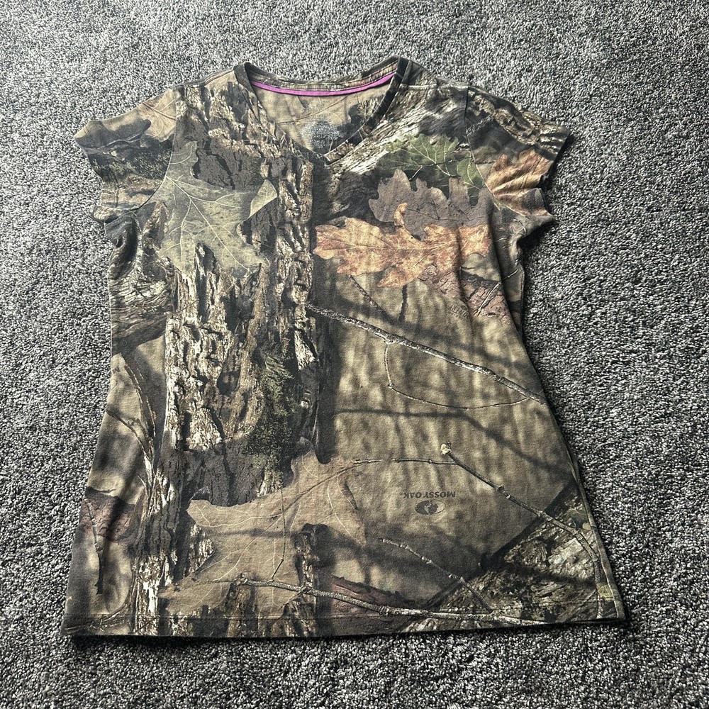 Mossy Oak Shirt Womens Medium Brown Green Camo V Neck Outdoor Hunting Tee