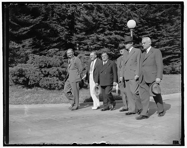 Photo:Group: Fiorello La Guardia, center