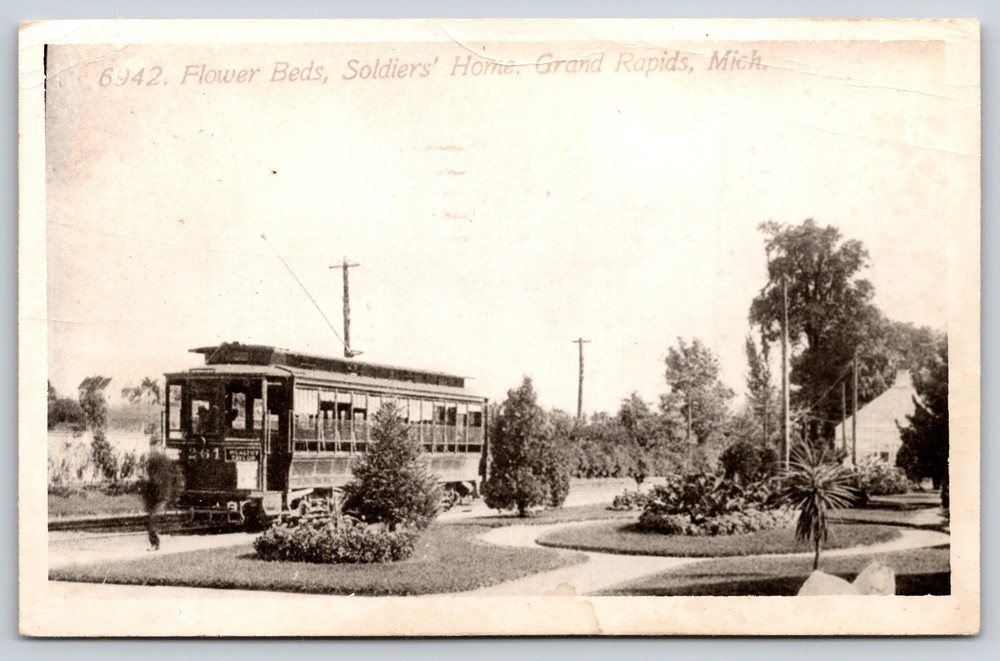 Real Photo Postcard~Flower Beds Soldiers Home Grand Rapids Michigan~RPPC