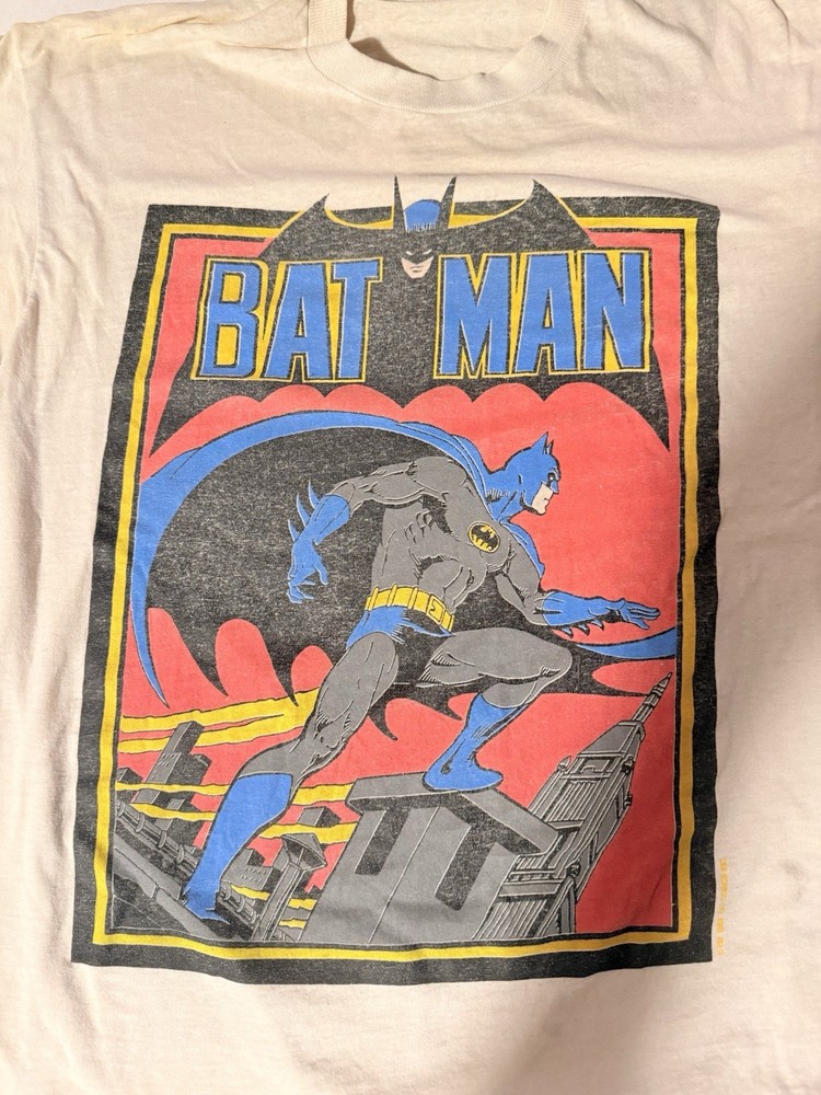Vintage 1989 Batman Shirt. DC Comics. Graphic Tee. Single Stitch. Size LG