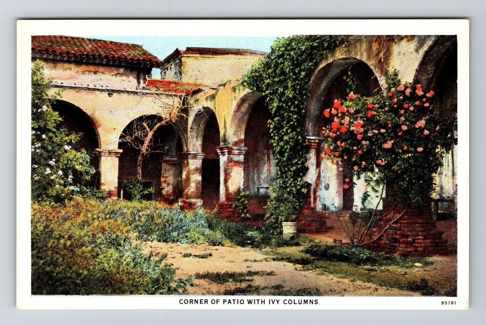 Los Angeles CA-California, Corner Patio with Ivy Columns, Vintage Postcard
