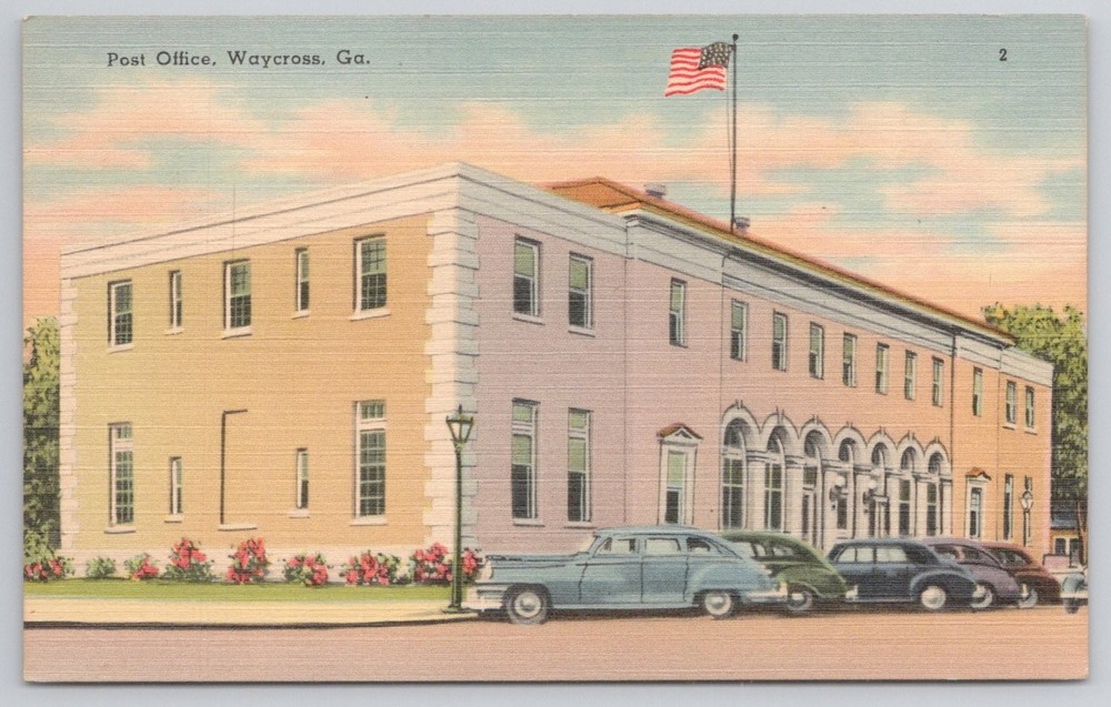 Waycross GA Post Office Linen Postcard Vintage Cars Tichnor Georgia 1940s