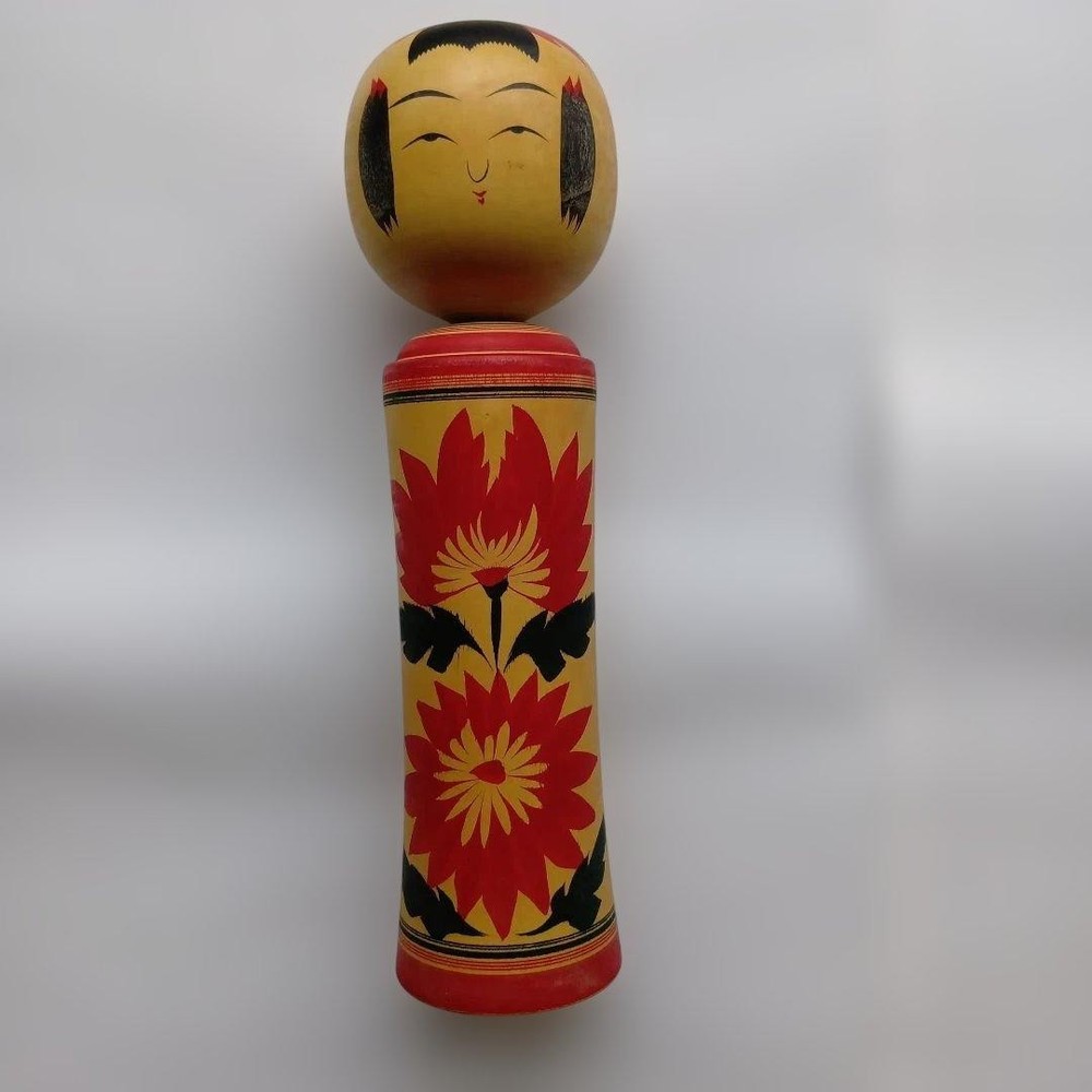 Kokeshi Doll Traditional Wooden Chrysanthemum Red Black 33.5cm Used