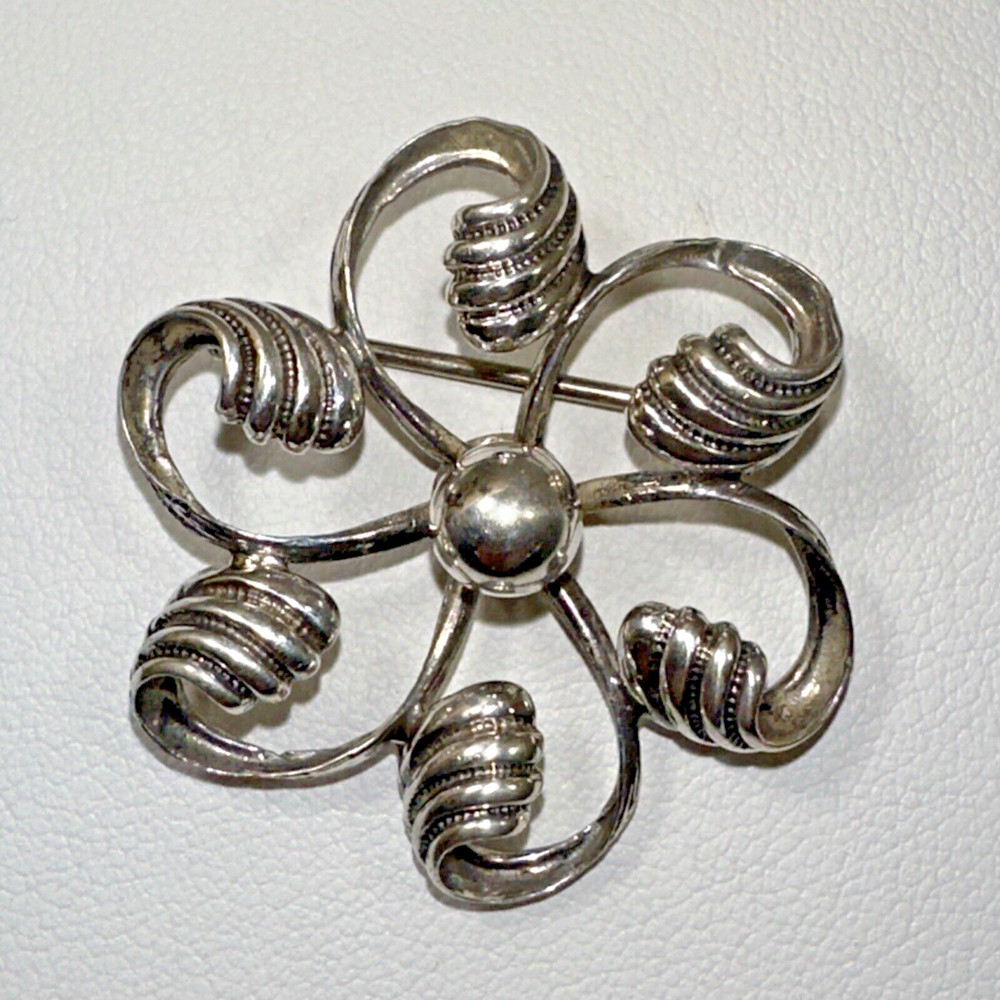 Stunning Vintage .925 Sterling Silver BEAU Flower Brooch Pin 1.25