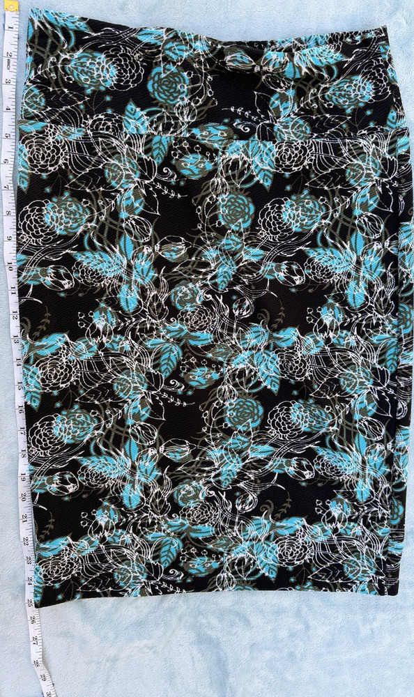LuLaRoe Women's S Knit Pencil Skirt Black Blue White Floral Knee Length
