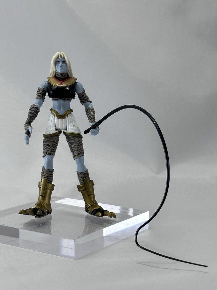 NEFERTINA MUMMIES ALIVE PANTHER 1998 KENNER ULTRA RARE READ