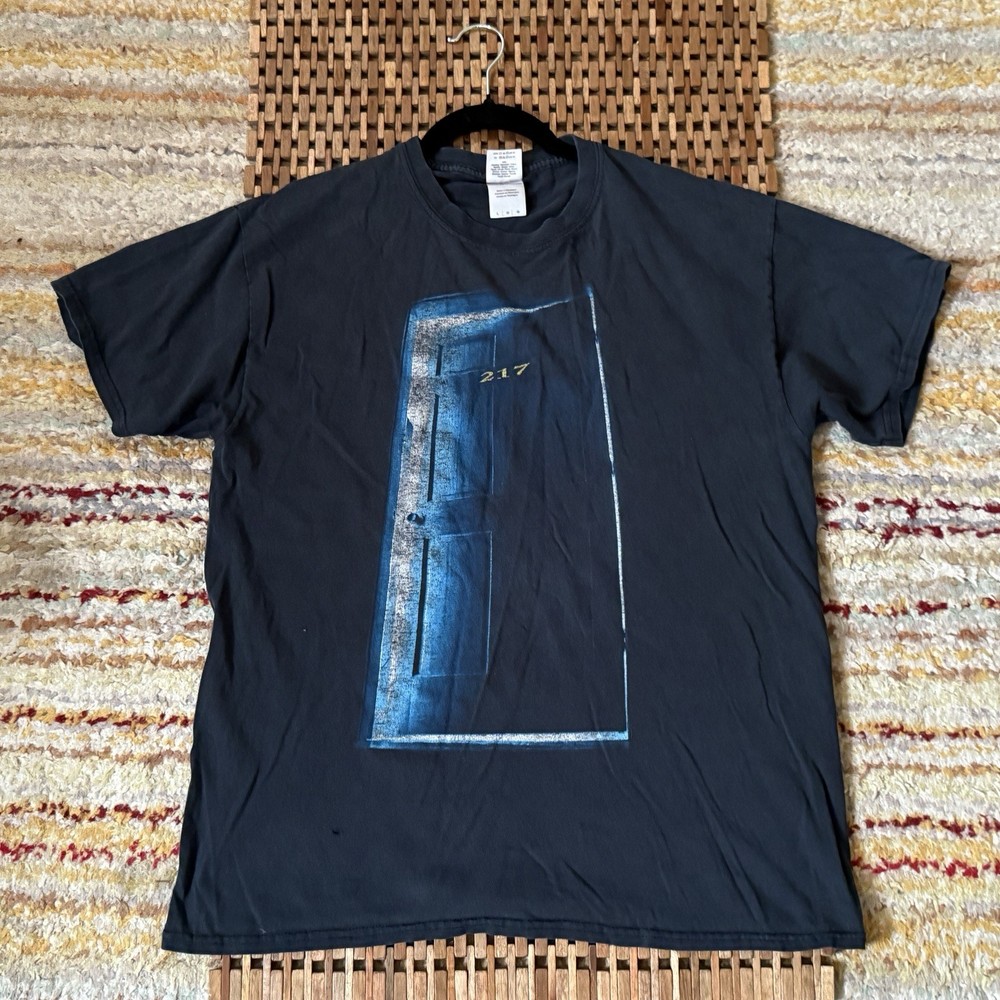Vintage Stephen King The Shining Room 217 Door Graphic Horror Movie Tee Large L