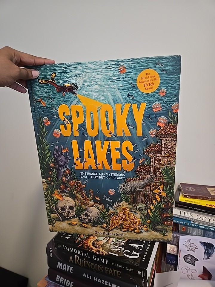 Spooky Lakes: 25 Strange And Mysterious Lakes That Dot Our Planet
