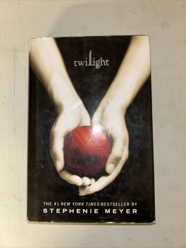 Twilight by Stephenie Meyer (2005, Hardcover)