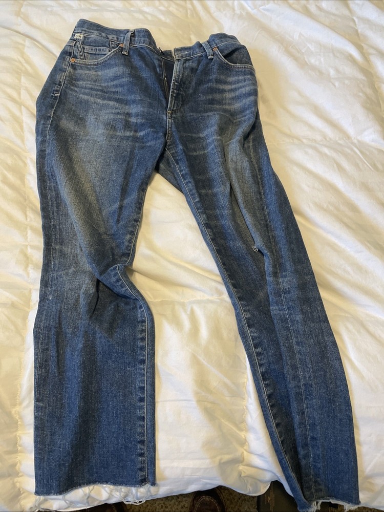 Citizens Of Humanity Size 27 Cara High Rise Cigarette Ankle Distressed Jeans