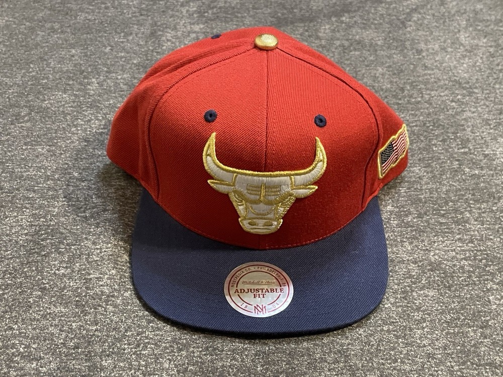 Chicago Bulls Mitchell & Ness Snapback Hat Cap Wool Blend Men NBA Red Blue Gold