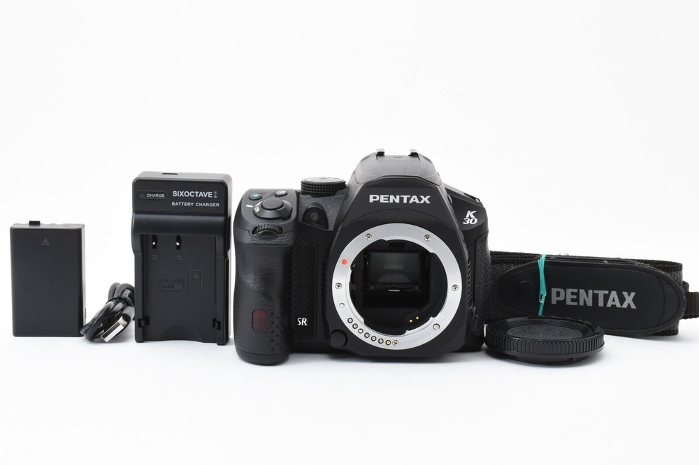 【1879shots】 Pentax K-30 16.2 MP Digital SLR Camera Black Body JAPAN [Near Mint]