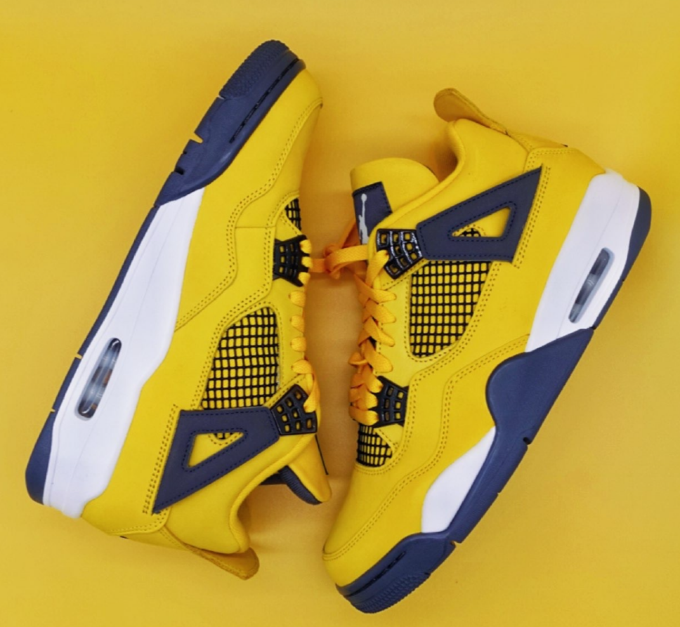 Jordan 4 Retro 