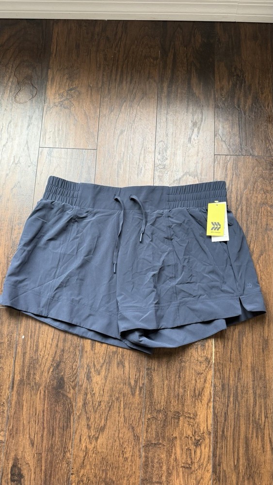 All in Motion Blue  Mid Rise Woven Shorts Quick Dry Women’s XL New With Tags