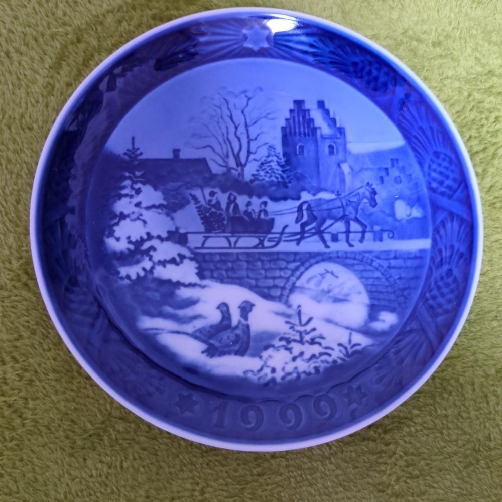Royal Copenhagen 1999 Year Plate Used No Box