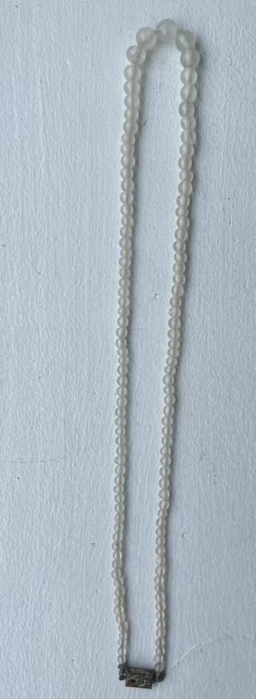 VTG Graduated Glass Bead Necklace 17 in Clear/Milky Glass Beads, Square Clasp