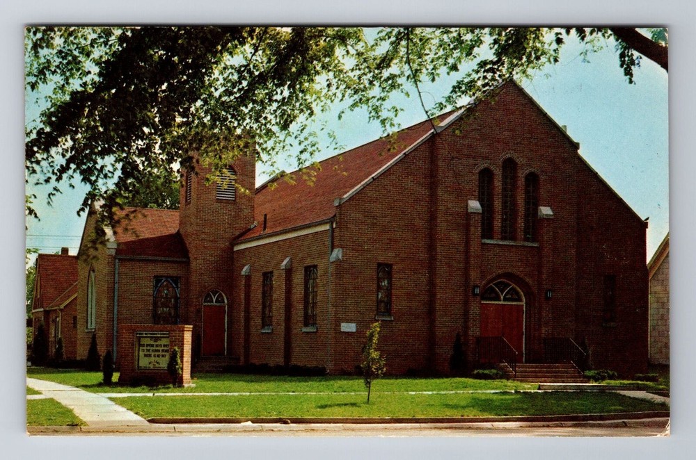 Fairfield IA-Iowa, Free Methodist Church, Religion, Vintage Souvenir Postcard