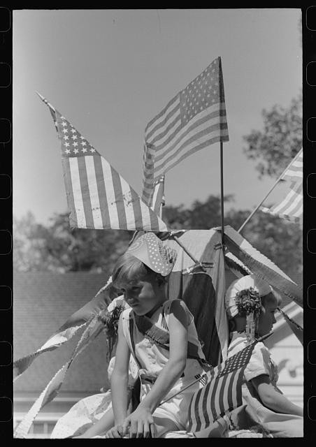 Photo:Vale Oregon Fourth of July Parade Children on Float 1941