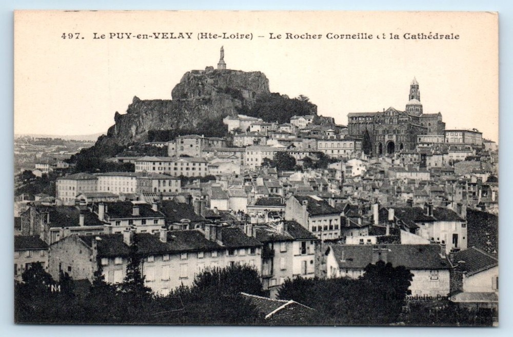 Le Rocher Corneille et la Cathedrale - Le Puy-ev-Velay FRANCE Postcard