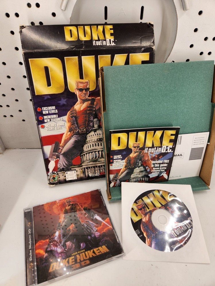 Duke Nukem Duke It Out in D.C. PC Game 1997 Big Box Edition