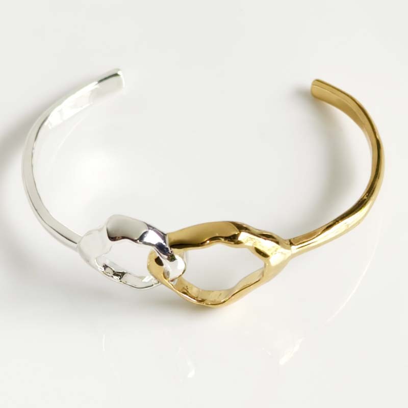 Chicos Minimalist Statement Bangle Cuff Gift Chic Women Party Vacation Jewelry
