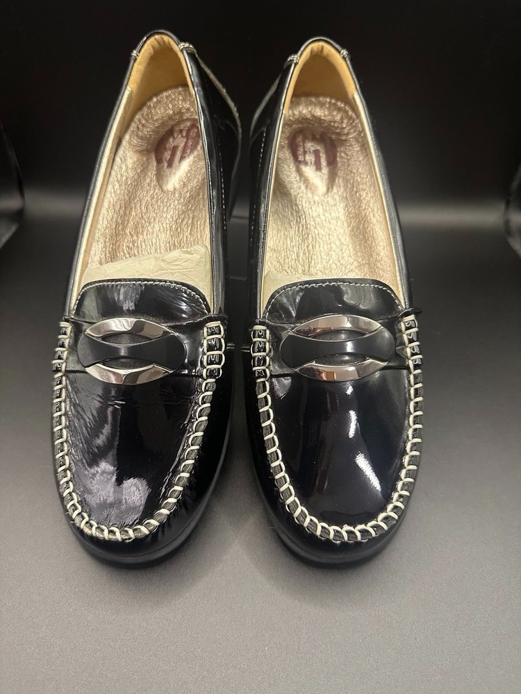Gravity Defyer Women’s Loafers Size US 8 / UK 6 / EU 39 Black Leather Comfort