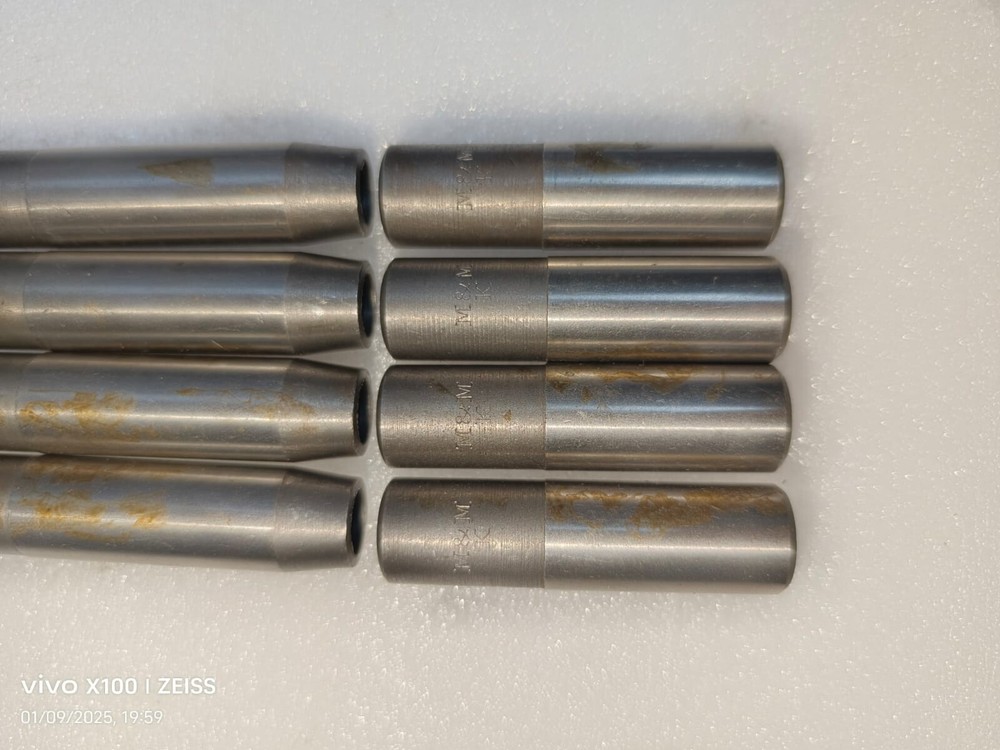 NOS Intake Exhaust Valve Guide Set of 8 for Jeep Willys CJ3B CJ5 M38A1 F-134 Engine