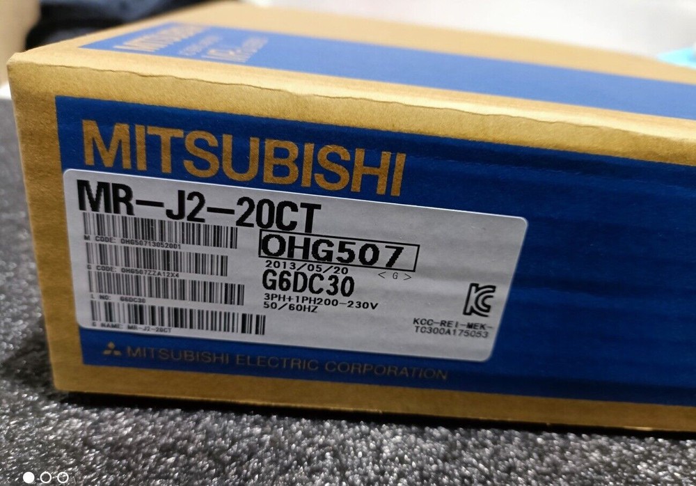 MITSUBISHI MR-J2-20CT Servo Driver MRJ220CT New In Box Sealed