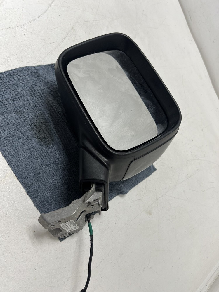 2018 Jeep Renegade Driver Side View Mirror OEM USED SCRATCHES ZOOM IN PHOTOS