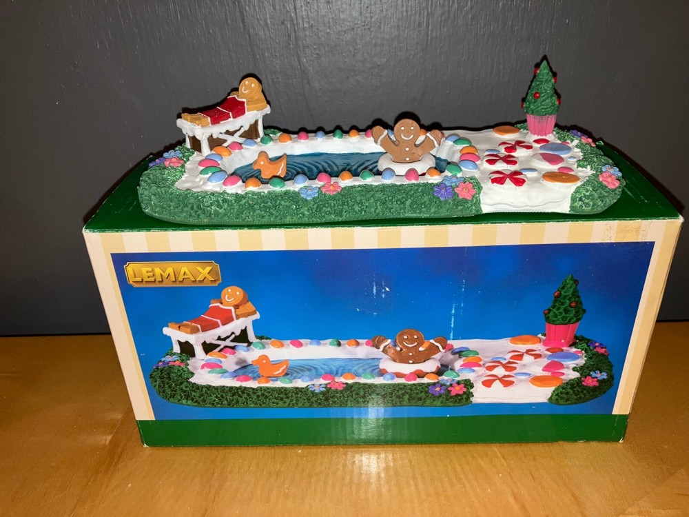 LEMAX 2017 Sweet Swim Day Gingerbread Man Christmas Village Table Decoration-image