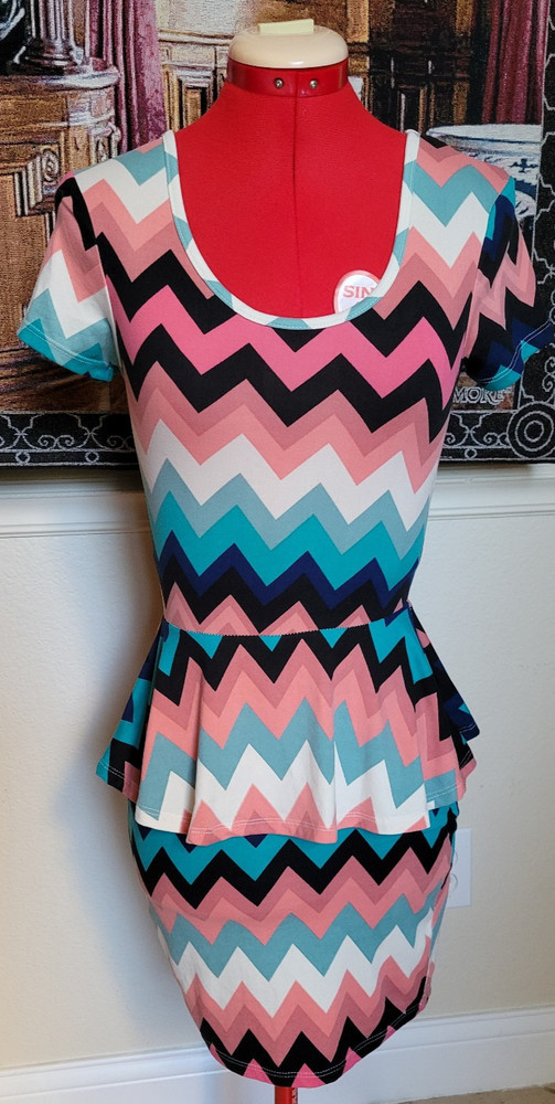 Rue 21 Pink/Blue/Black Zig-Zag Funky Chevron Peplum Casual Party Knee Dress S