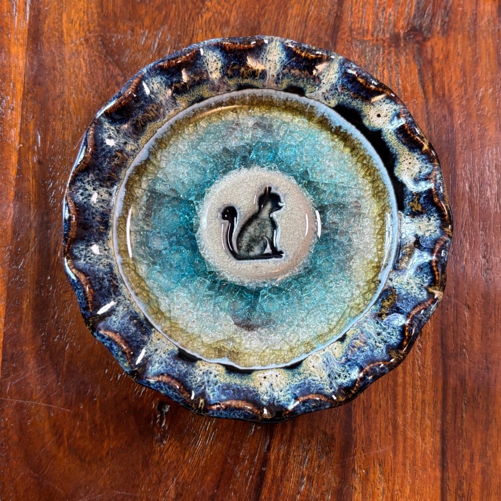Artisan Ceramic Cat Trinket Dish Melted Glass Crackle Glaze Scalloped Blue 4.5