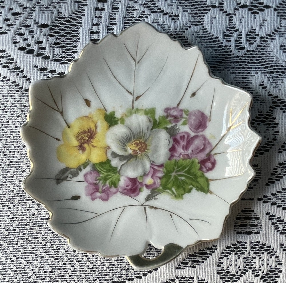 Vintage Leaf Shaped Trinket Dish with Flowers Made In Japan Cottagecore
