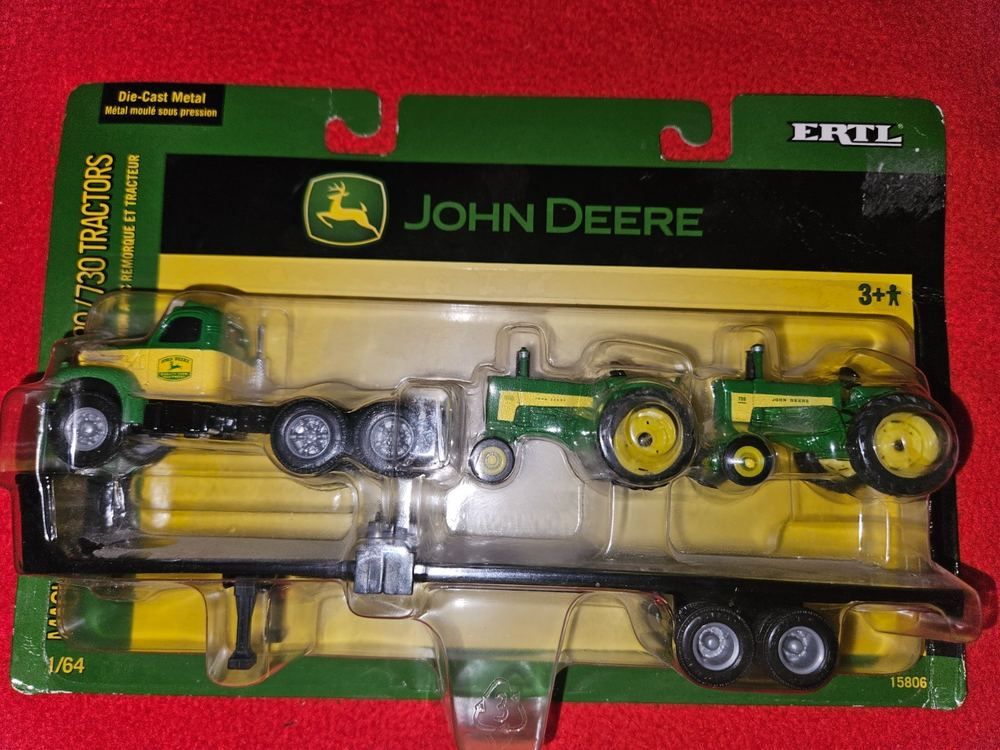 1/64 Ertl John Deere Mack Truck with Trailer and 630 730 Tractors Die Cast Metal Model