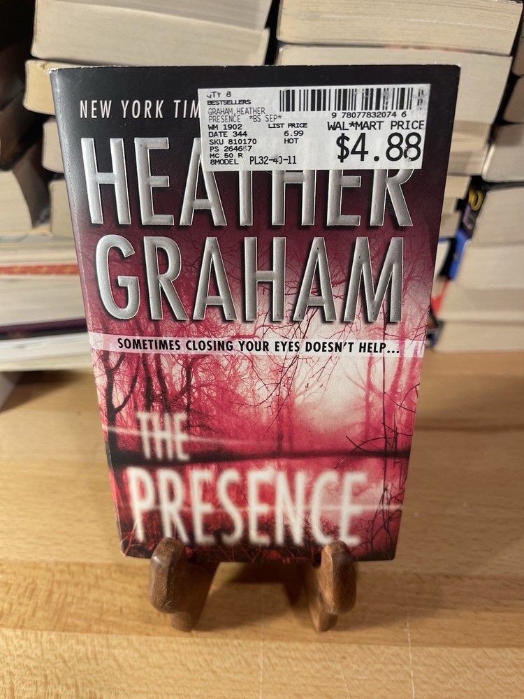 The Presence by Heather Graham Pre Owned Paperback