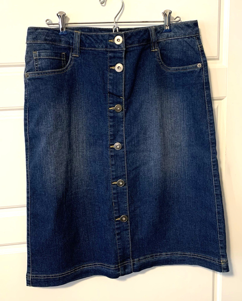 Baccini Denim Skirt Women's Size 10 Pockets