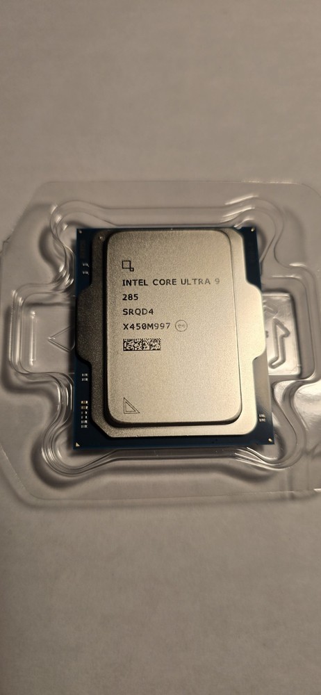 Intel Core Ultra 9 Desktop Processor 285 - 24 cores (8 P + 16 E) And 24 Threads