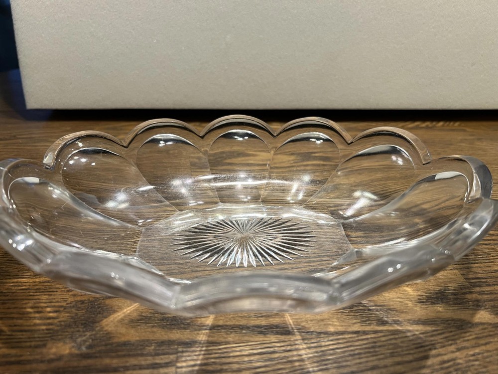 Heisey Priscilla pattern oval serving dish