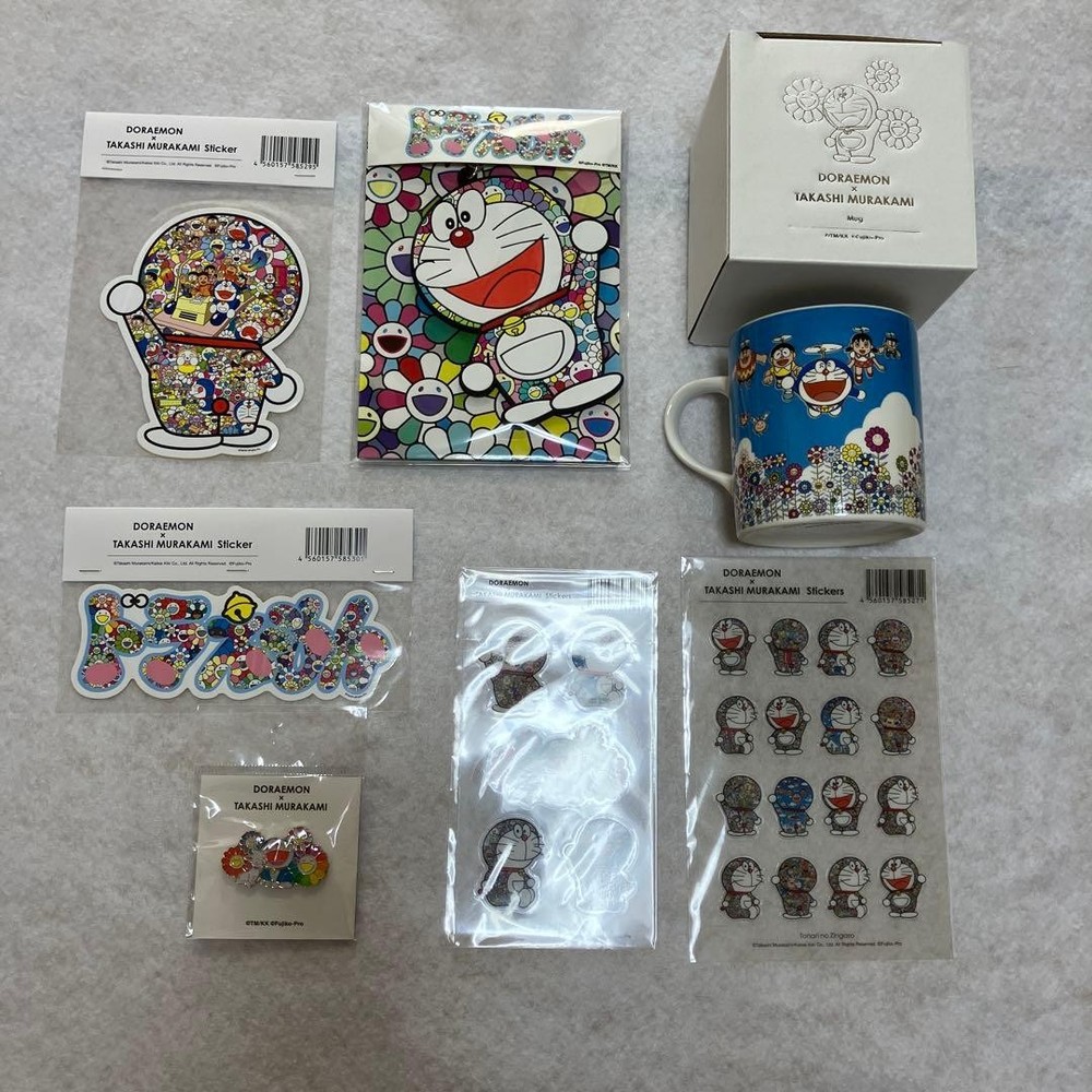 Doraemon x Takashi Murakami Official Mug Keyring Pin Badge Sticker Set New