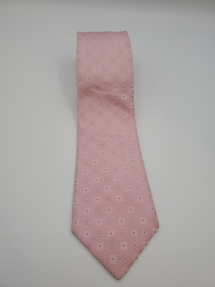 Daniel Cremieux 100% Silk Neck Tie Pink W/White Blue Hand Made USA