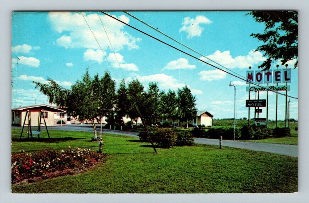 Clare MI-Michigan, Crossroads Motel Vintage Souvenir Postcard