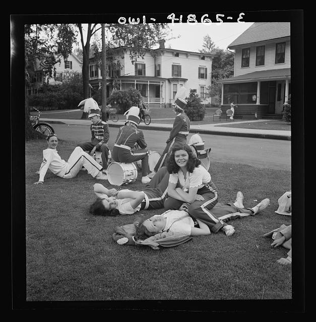 Photo:Southington Connecticut 1942 Youth Drum Corps Members