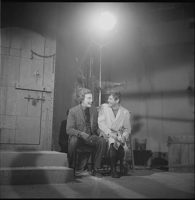 Photo:Batman TV 1966 set actors seated on chairs studio scene