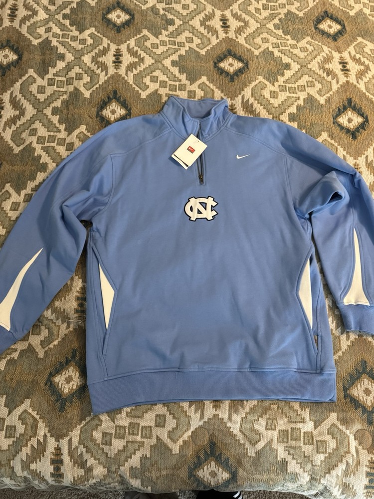 UNC Tar Heel Nike Blue Basketball Sweater NWT Size M