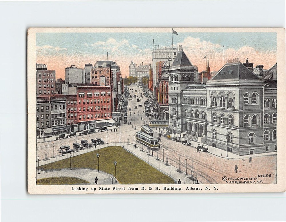 Postcard Looking Up State Street from D&H Building Albany NY USA H-10022