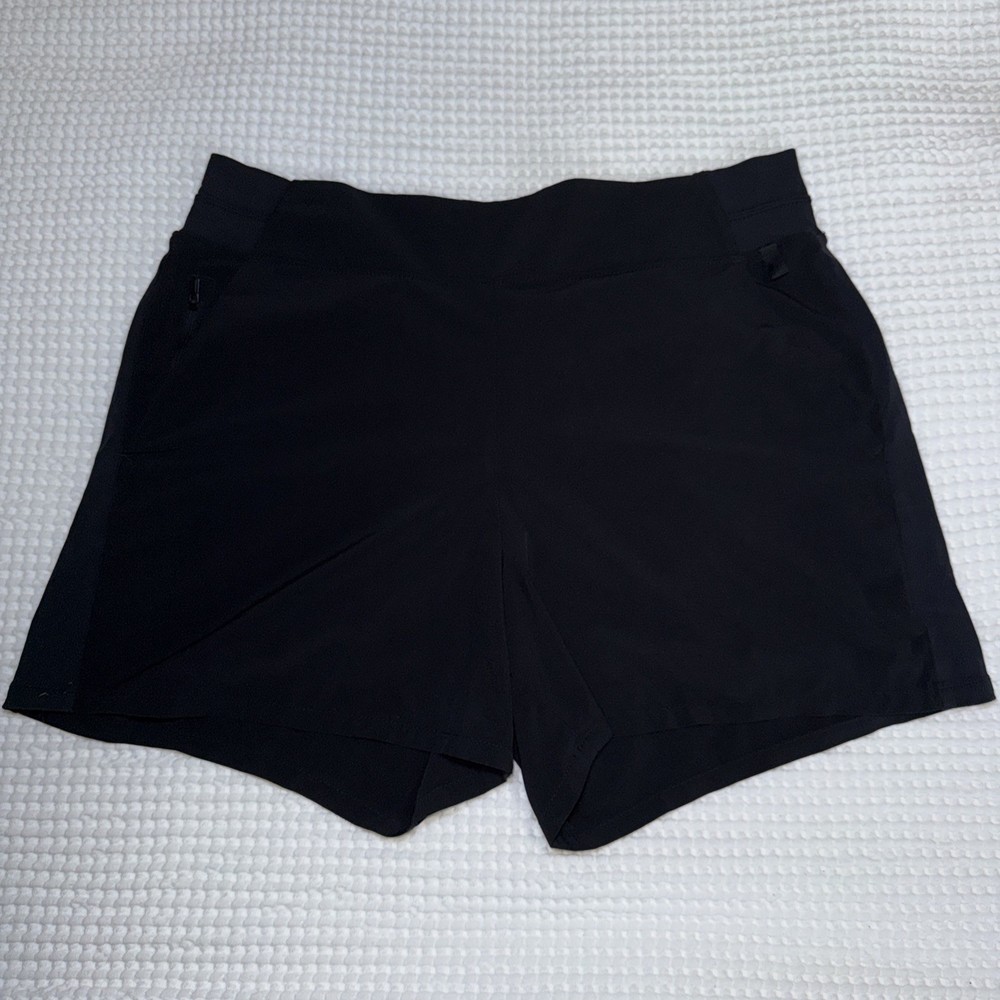 Athleta Brooklyn Shorts 12 Black Athletic Pockets Elastic Waist Stretch 4” EUC