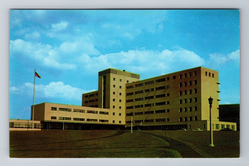 Altoona PA-Pennsylvania, United States Veterans Hospital, Vintage Postcard