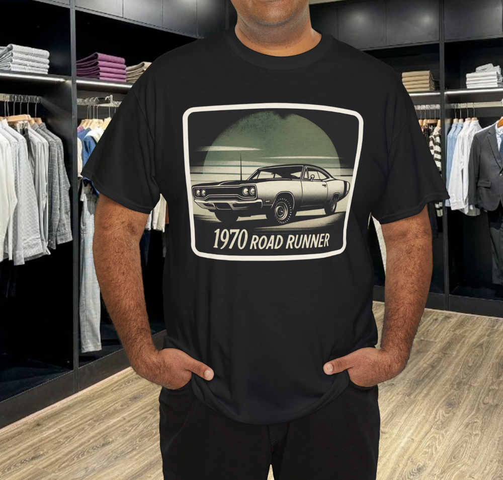 1970 Road Runner Classic Muscle Car Vintage Retro Art Illustration T-Shirt