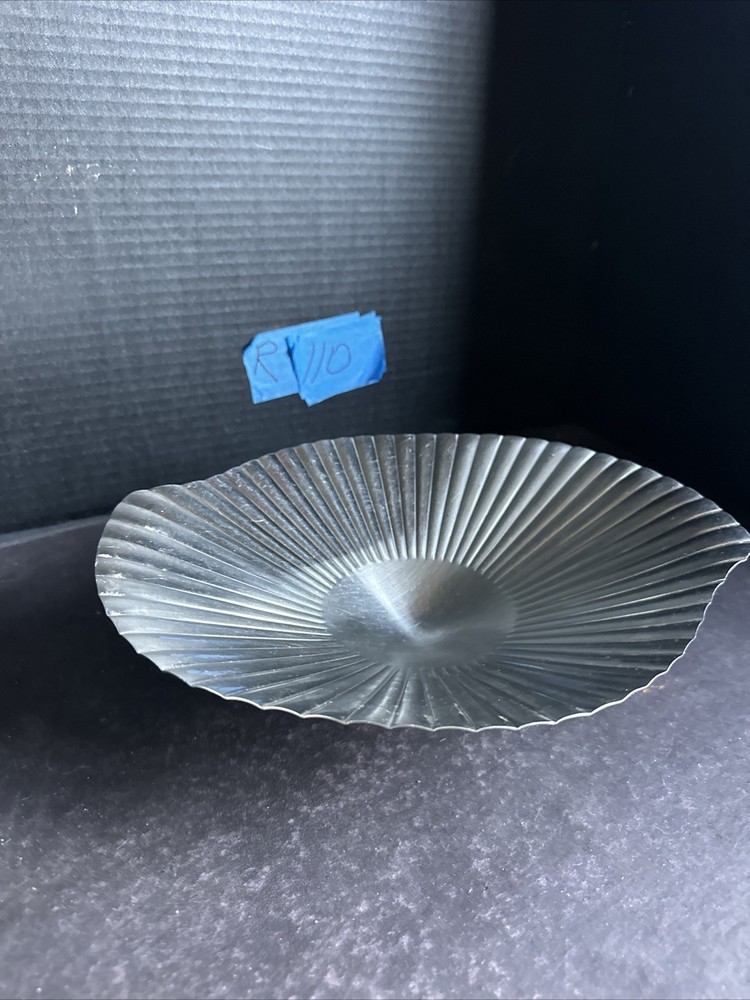 Vintage 12” Stainless Steel Pedestal Bowl Centerpiece Fruit Candy Dish #R110